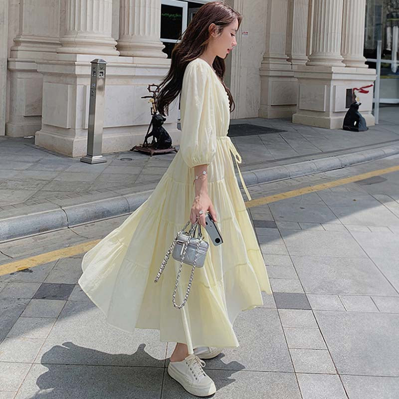 Vネックティアードワンピース