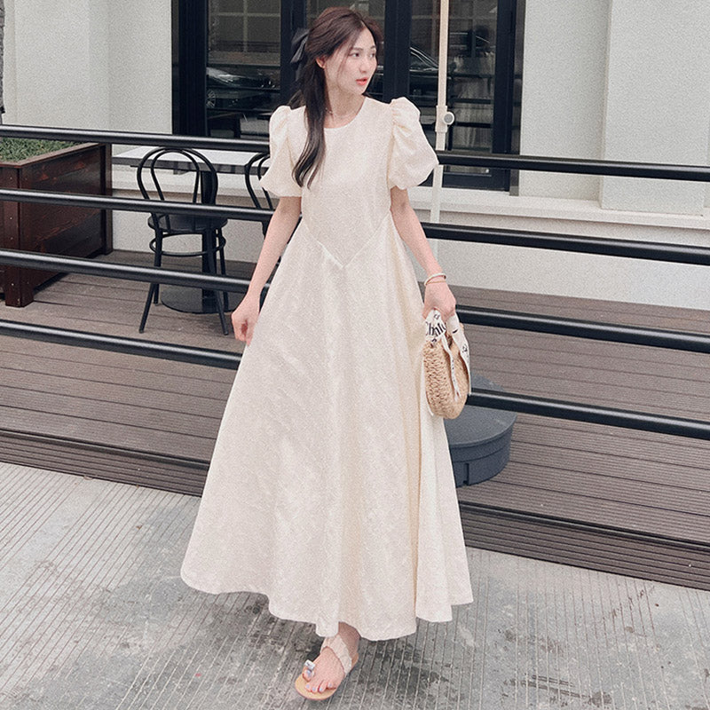 パフスリーブAラインワンピース