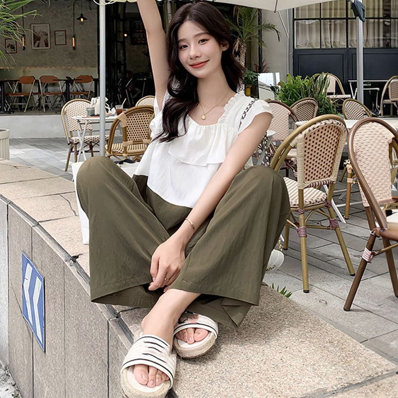 フレンチスリーブフリルトップ×ワイドパンツ