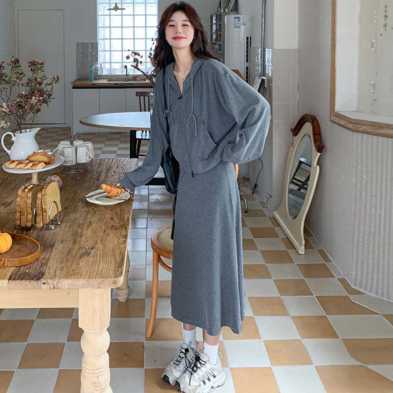 チャコールジップアップフーディー×マーメイドキャミワンピ ツーピース