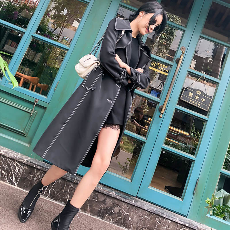 アウトラインステッチヨークトレンチコート