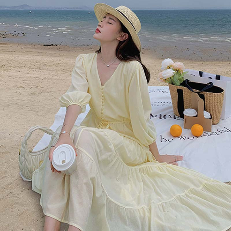 Vネックティアードワンピース