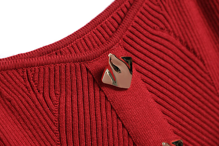 フロントデザインボタンパワーショルダーニットワンピース(2colors)