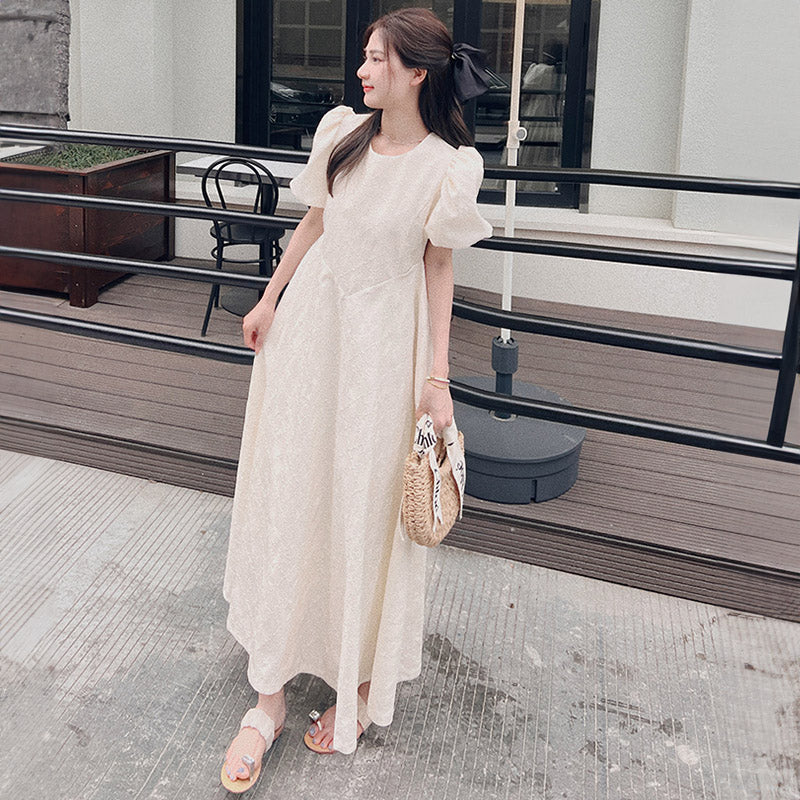 パフスリーブAラインワンピース