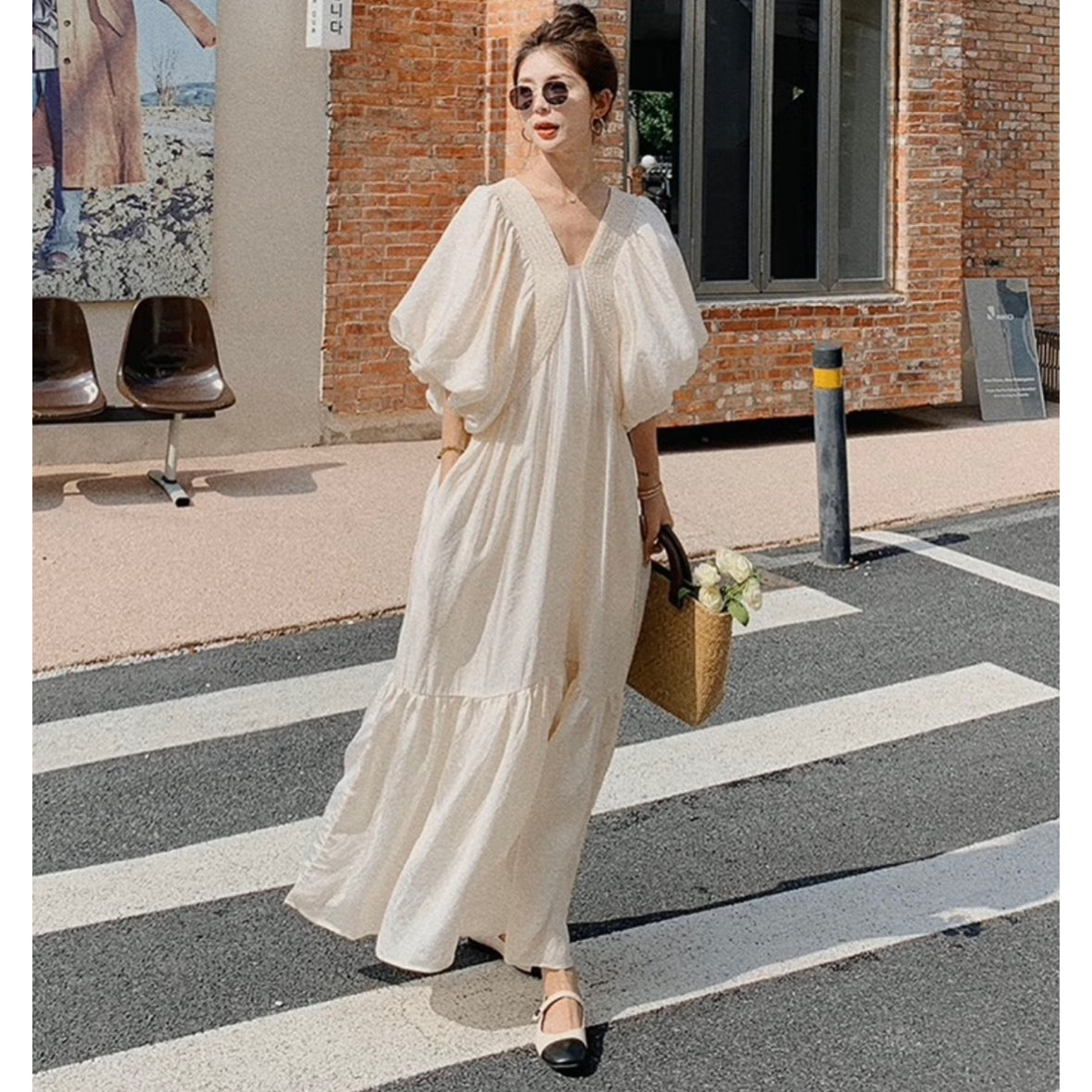 Vネックフレンチパフスリーブロングワンピース