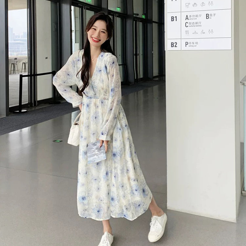 Vネックフラワープリントワンピース