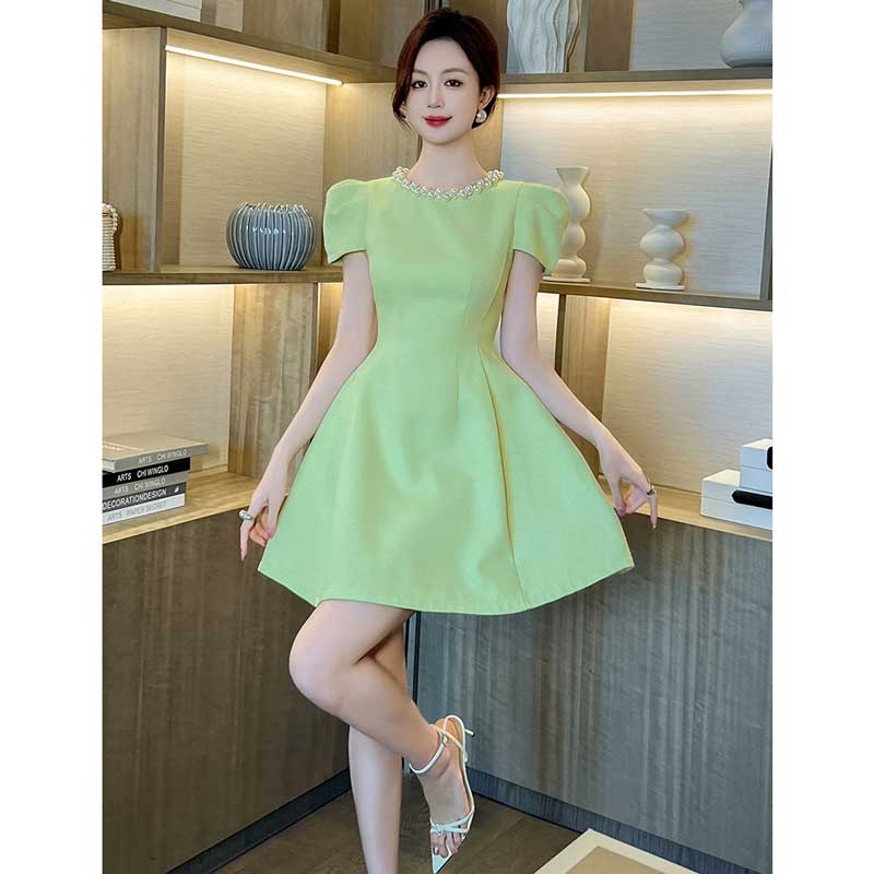 パールアクセントワンピース