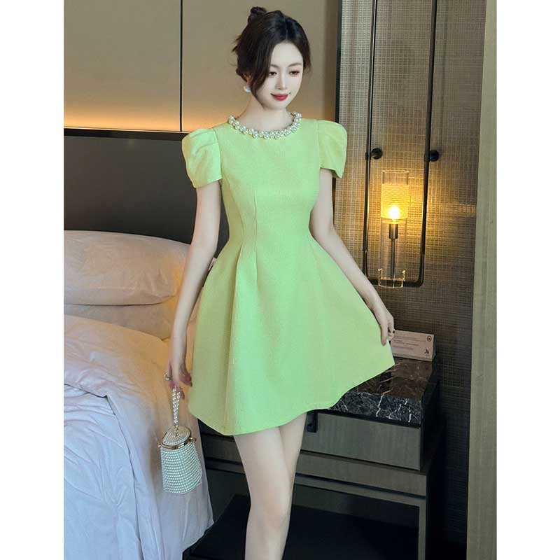 パールアクセントワンピース