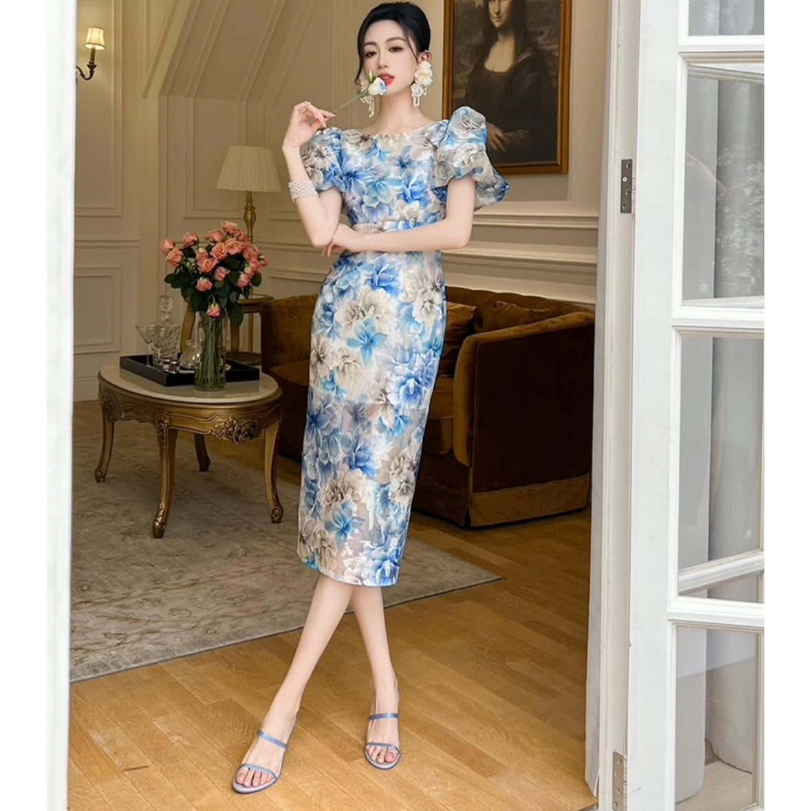 パフスリーブ花柄ミディ丈ワンピース