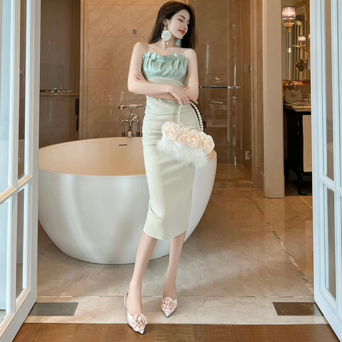 バイカラータイトキャミワンピース