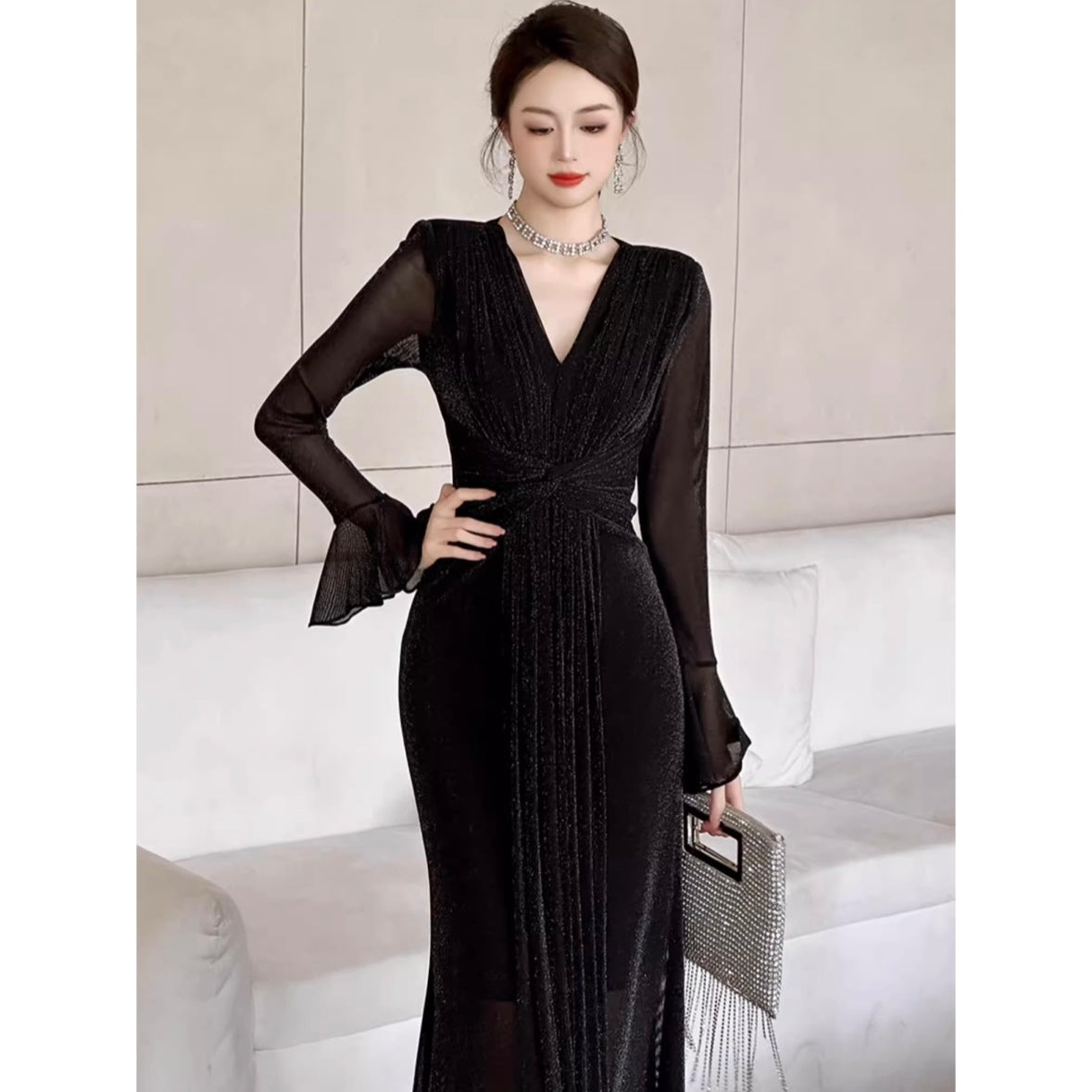 Vネックウエストクロスギャザーワンピース