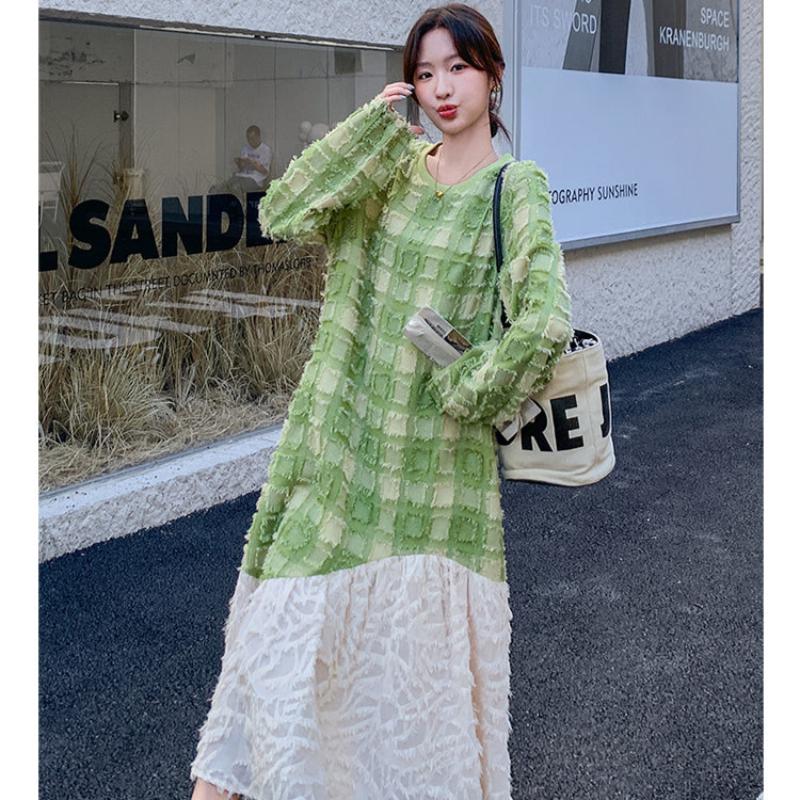 グリーンエンボスチェックワンピース