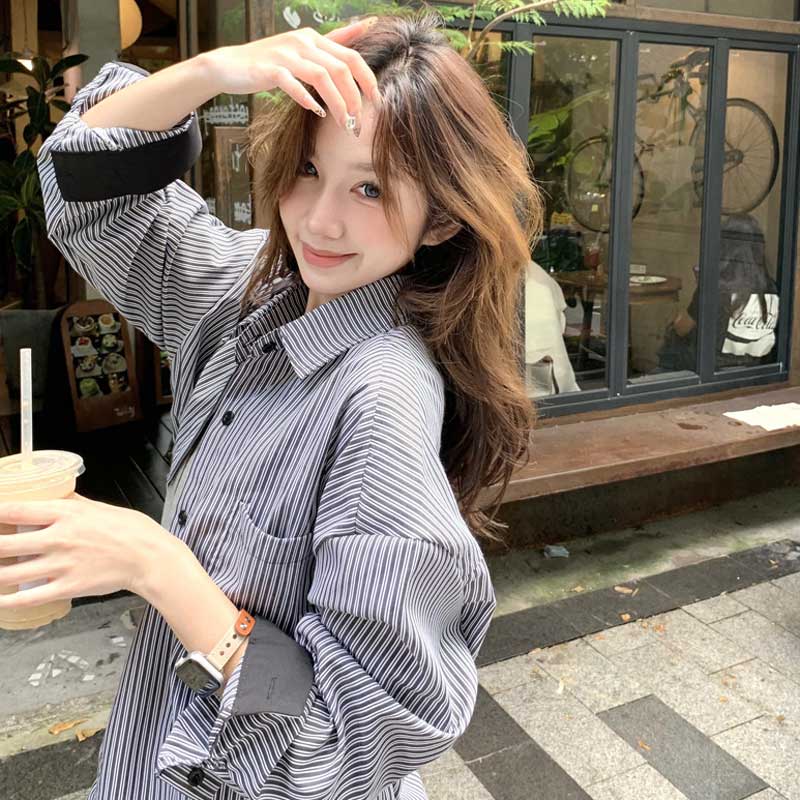 バイカラーストライプオーバーシャツ