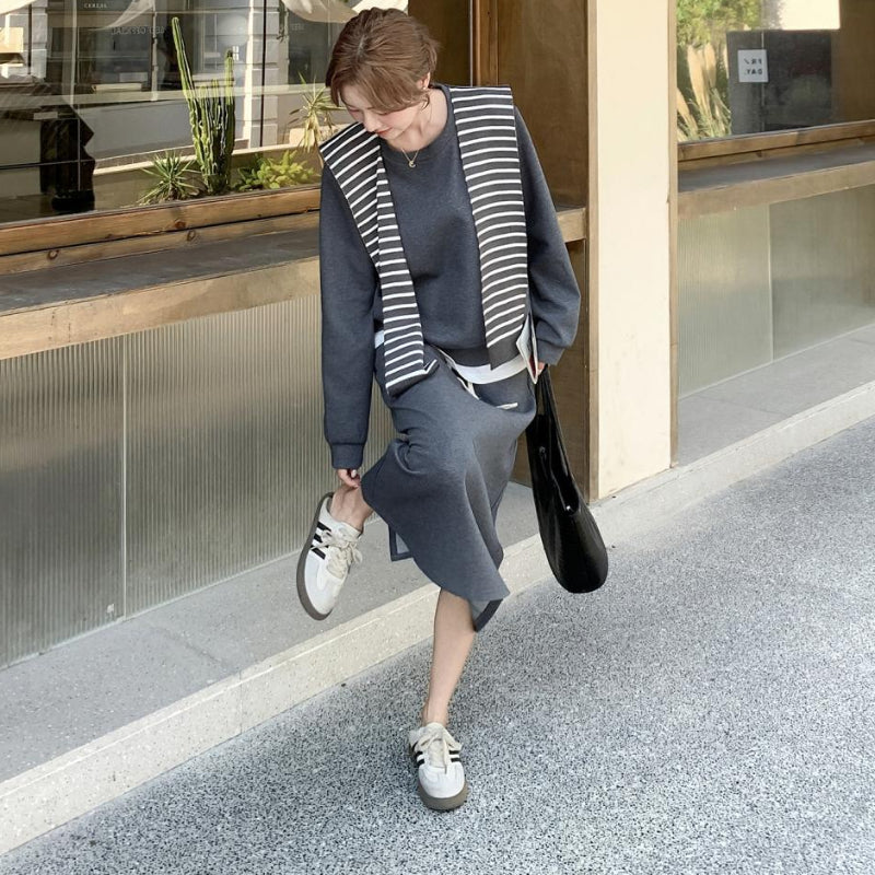 ボーダーショール付きスウェット×スカートセットアップ(2colors)