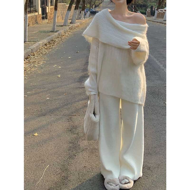 エアリーオフショルダーニット