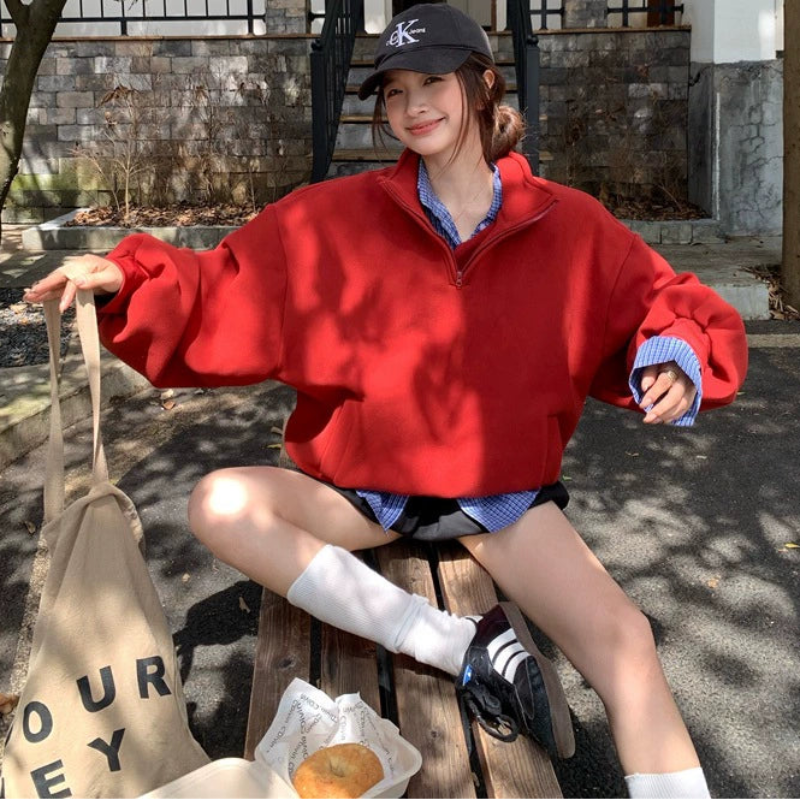 ハーフジップスウェット×チェックシャツ