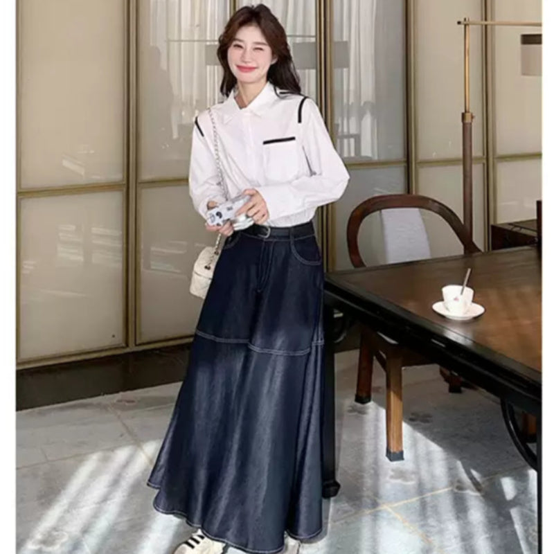 ホワイトシャツ×フレアデニムスカート