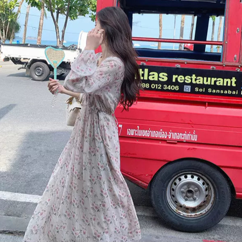 フローラルVネックワンピース(2colors)