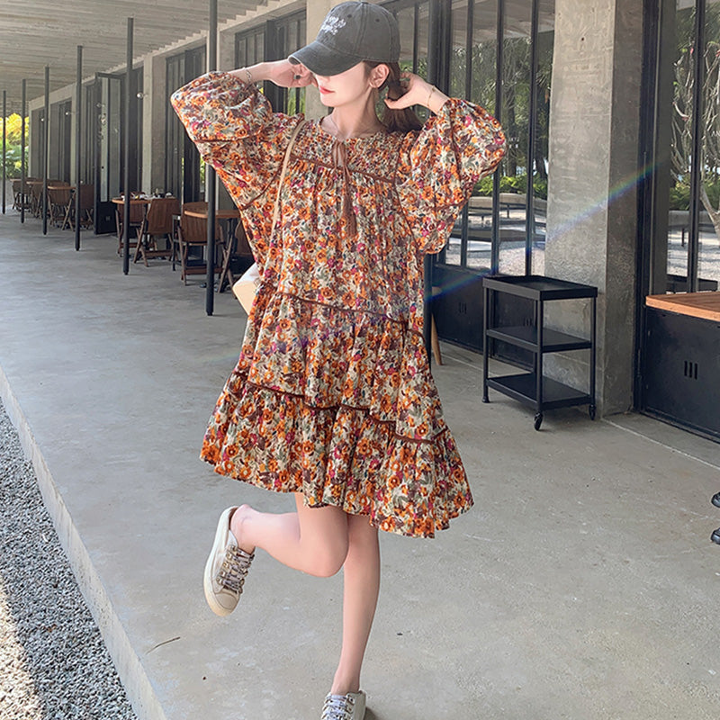 小花柄ティアードワンピース