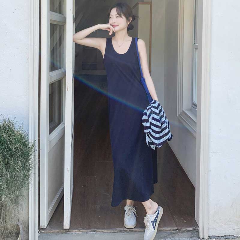 アシンメトリーボーダートップス×リラックスワンピース