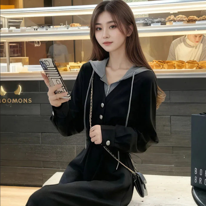 パーカーレイヤードニットワンピース