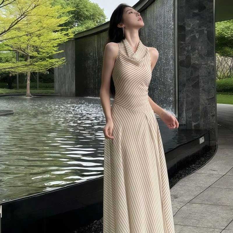 ストライプドレープワンピース