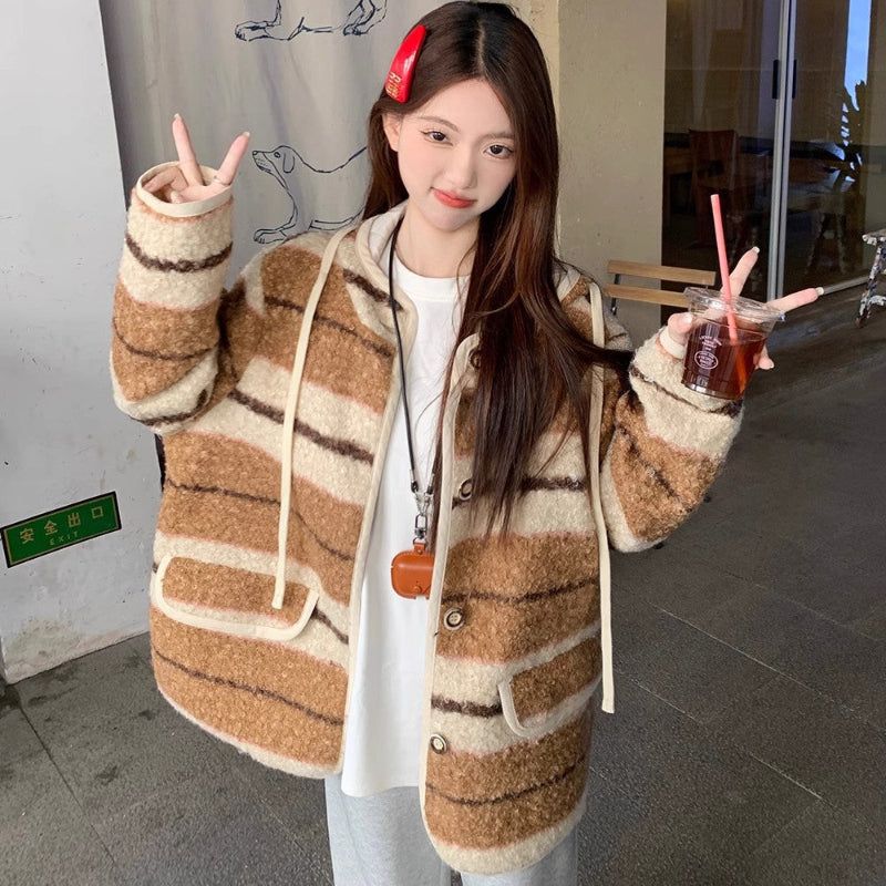 ノーカラーボアジャケット