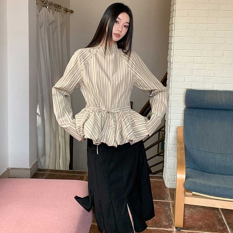 ストライプペプラムブラウス