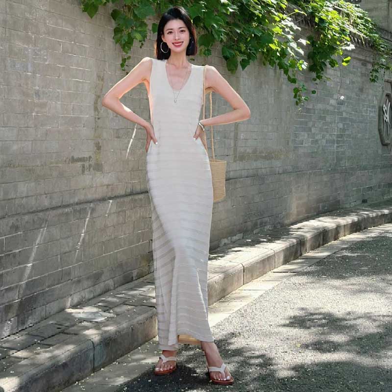 ノースリーブボーダーワンピース