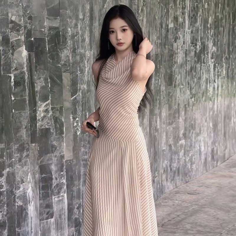 ストライプドレープワンピース