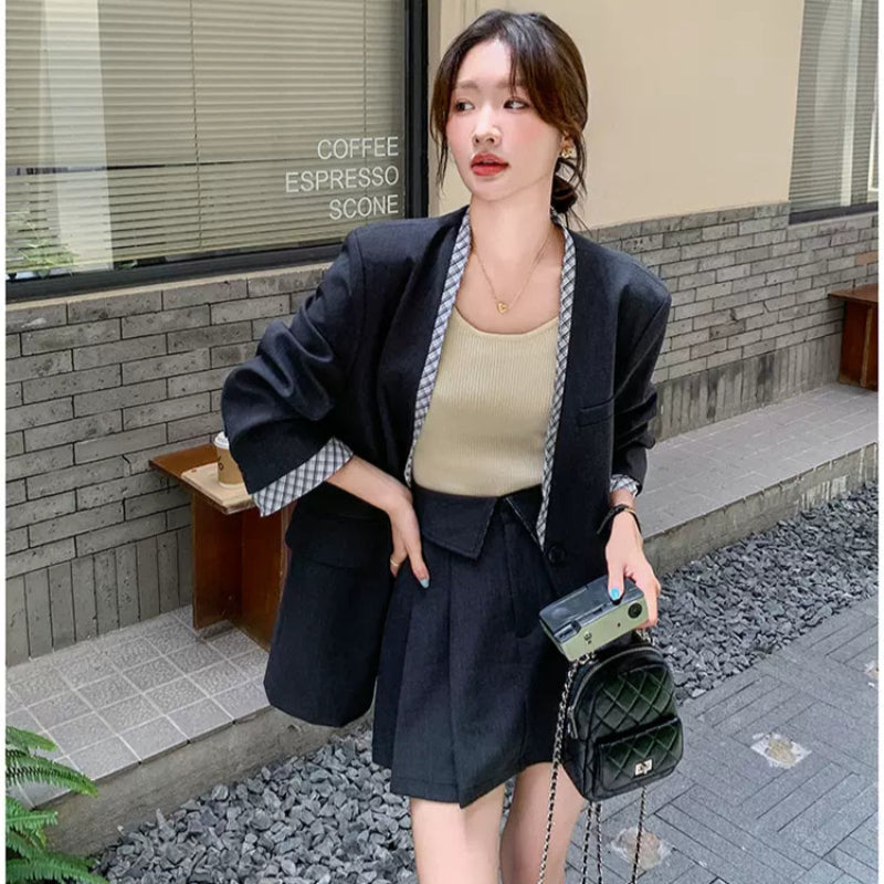 チェックデザイングレージャケット×スカートスーツ