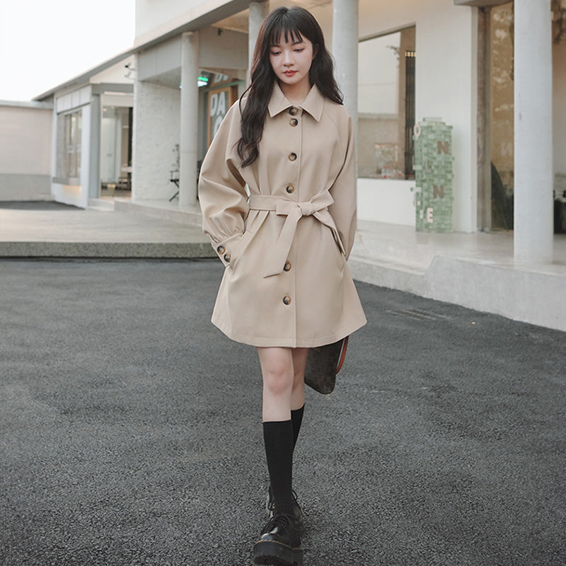ミディ丈トレンチコート