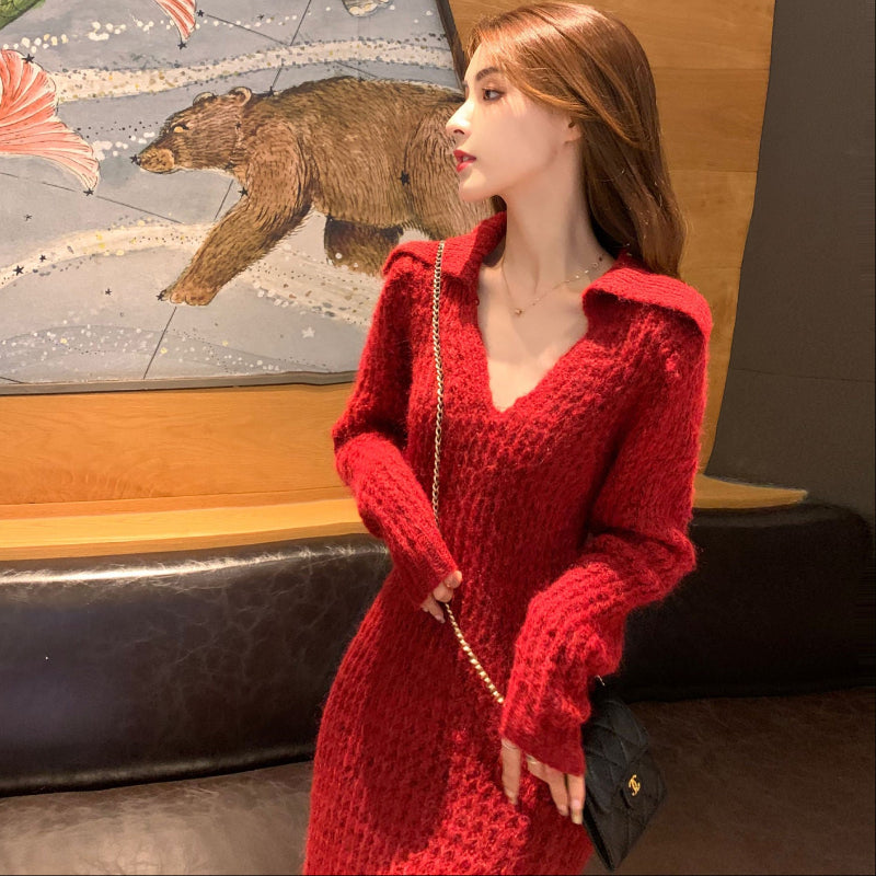 レッドカラースリムニットワンピース