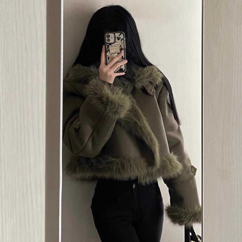 ファートリムスエードジャケット