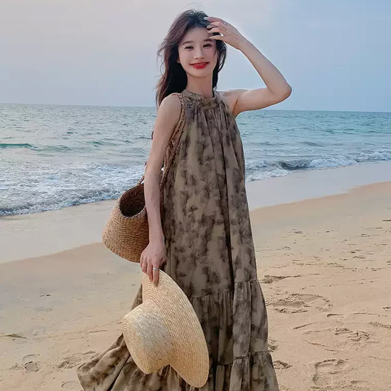 ホルターネックフラワーワンピース