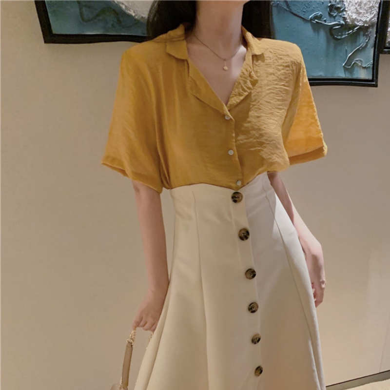 【即納】イエローオープンカラーシャツ×フロントボタンフレアスカート