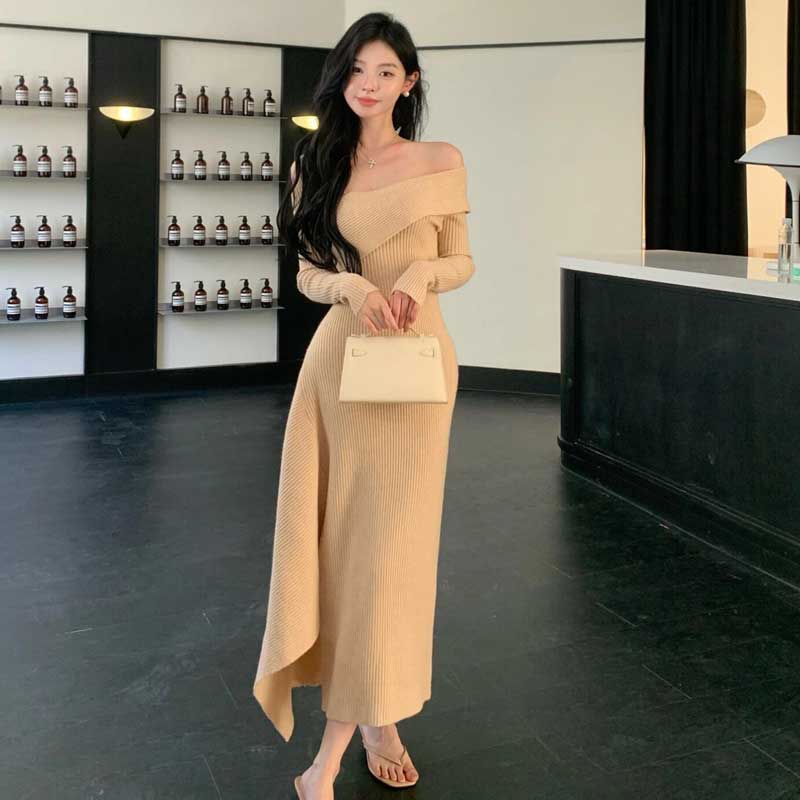 オフショルダーリブニットワンピース