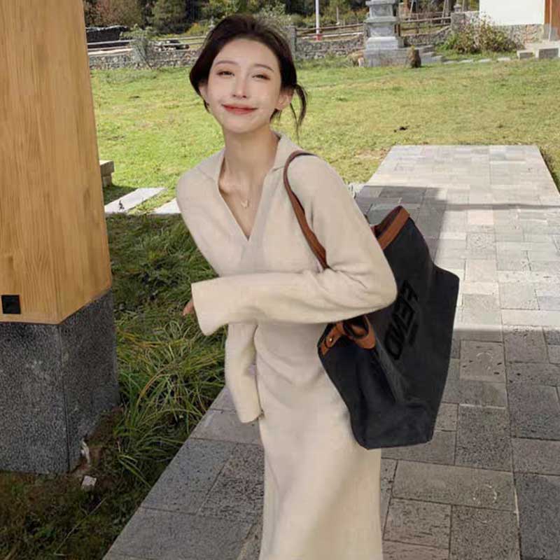 カシュクールニットワンピース