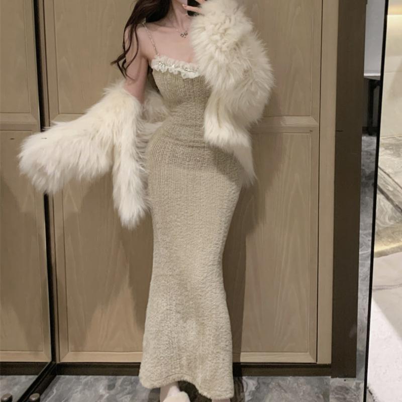 ストーンラインショルダーニットドレス