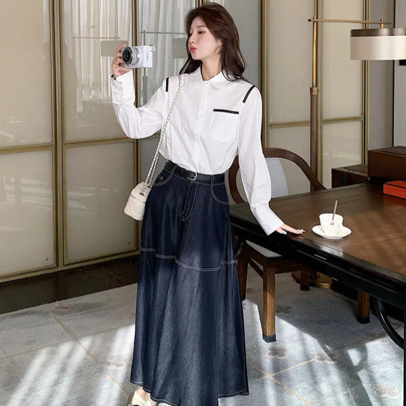 ホワイトシャツ×フレアデニムスカート