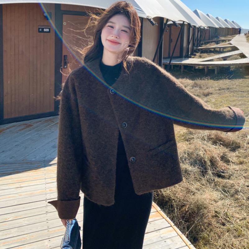 ノーカラーウールショートコート