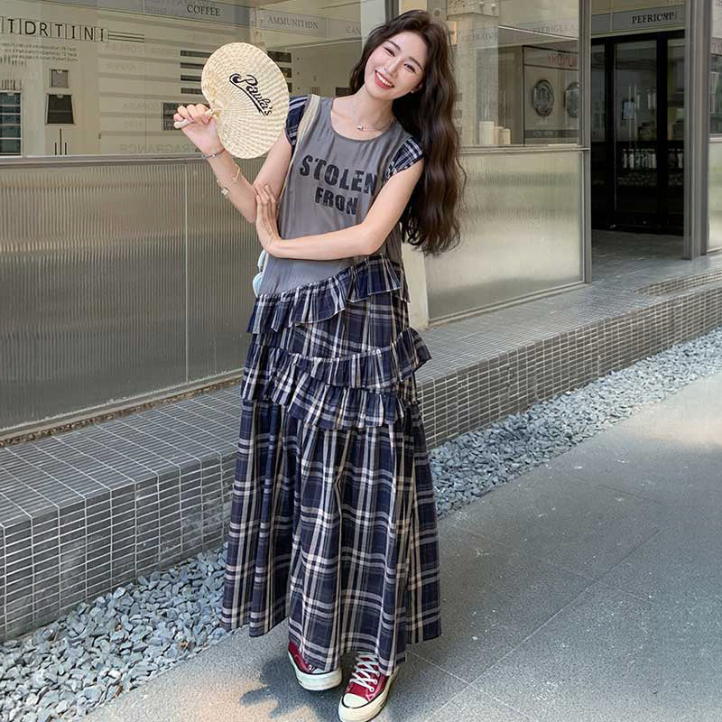 フリル付きロゴTシャツワンピース