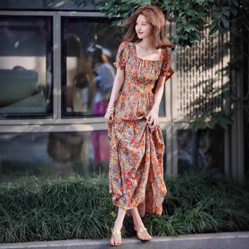 スクエアネック総柄ワンピース