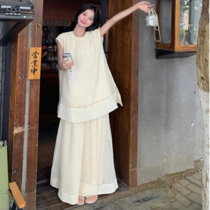 ノースリーブカットソー×ロングスカートスーツ