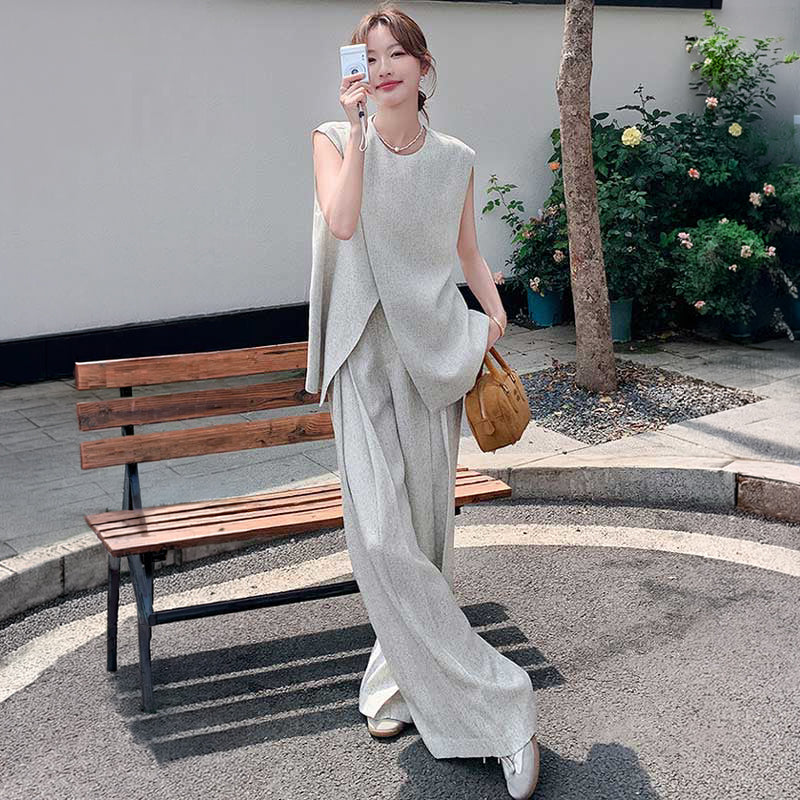 ラップデザイントップス×ワイドパンツ