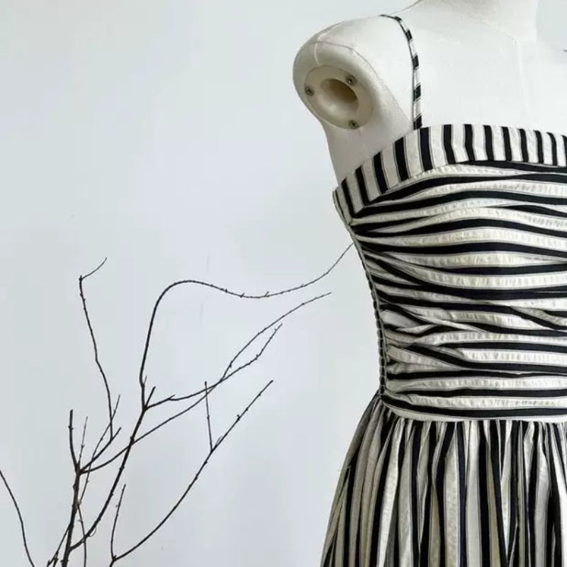 モノトーンストライプキャミソールワンピース