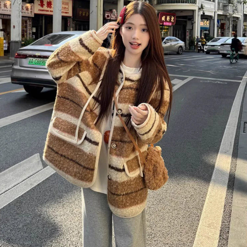 ノーカラーボアジャケット