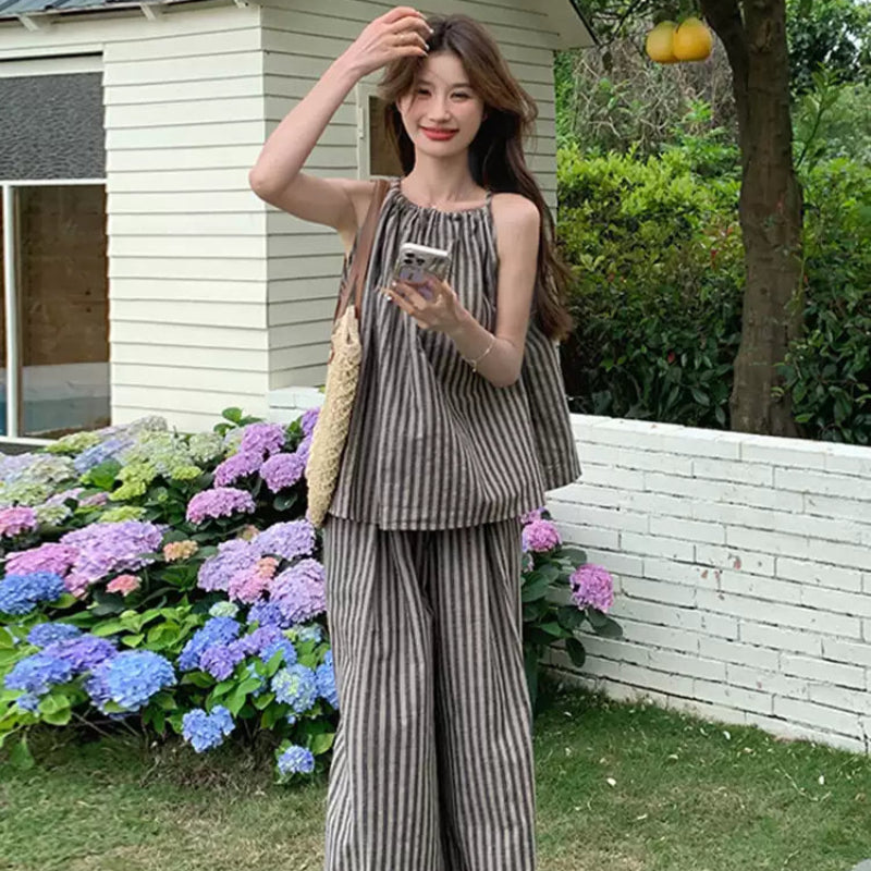 ストライプホルターネックトップス×パンツセット