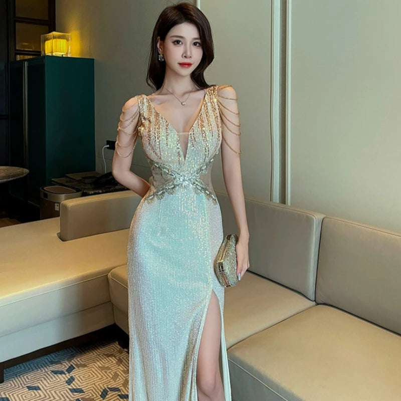 ラグジュアリーゴールドドレス