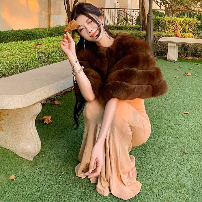 ダークブラウンファーケープ